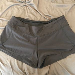 Lululemon black run times short EUC